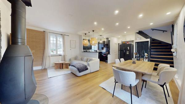 Maison Roissy En Brie 5 pièce(s) 111 m2