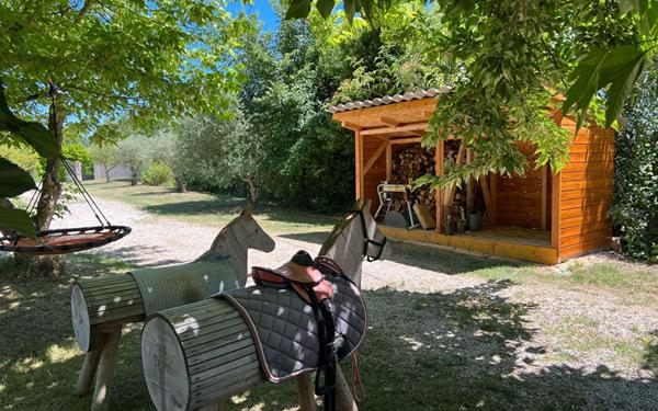 Maison à louer    5 pièces •  Pébées