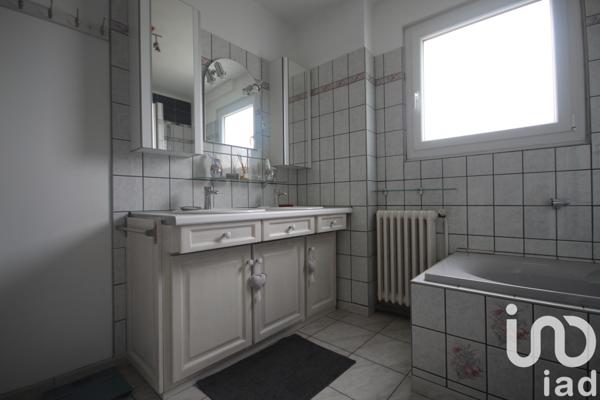 Appartement à vendre 3 pièces 59 m² Ormesson-sur-Marne