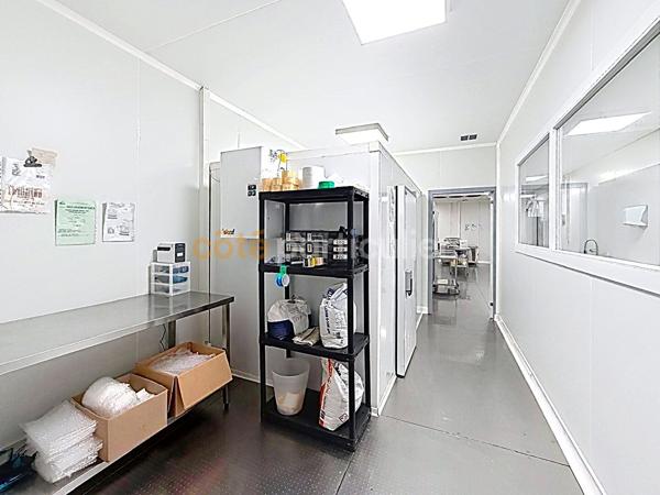 Location
                Local commercial100 m² - AUTHIEUX SUR LE PORT SAINT O (76520)