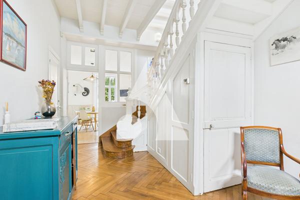 Maison 9 pièces 330 m2