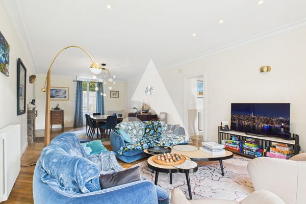 Maison 9 pièces 330 m2