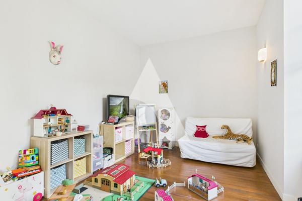 Maison 9 pièces 330 m2