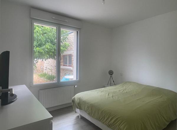 Maison
         5 pièces
        - 123 m² 489 555 € *