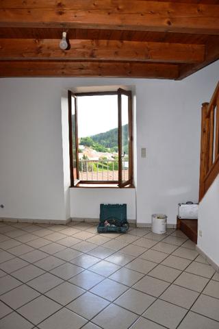 Exclusivité Nestenn ; Belle maison de ville de 4 pièces avec petit garage sur YSSINGEAUX