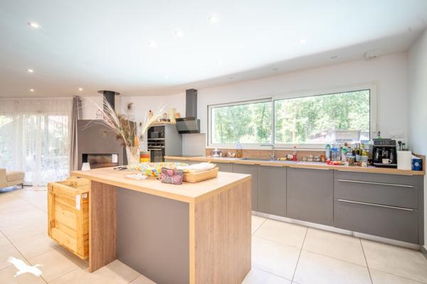 Maison à vendre |  Sindères |  5 pièces | 155 m²