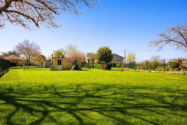 Terrain à bâtir - 1177 m²