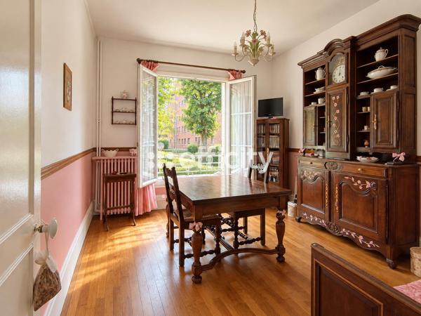 Maison
         4 pièces
        - 76 m² 445 000 € *