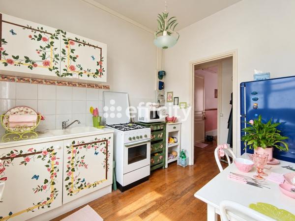 Maison
         4 pièces
        - 76 m² 445 000 € *