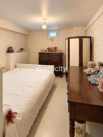 Maison
         4 pièces
        - 76 m² 445 000 € *