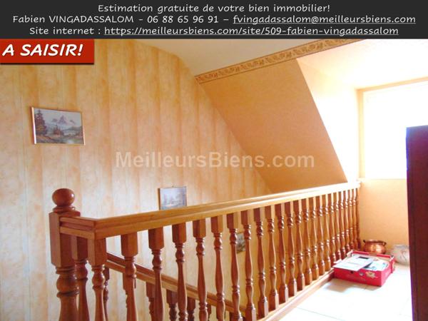 RARE!! PROPRIETE CONTEMPORAINE AVEC GARAGE, ATELIER ET GRENIER!