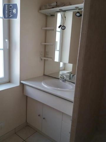 Maison à louer 4 pièces 92.66m² Vouvray (37210)