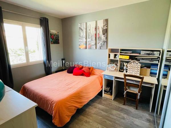 Villa T6 202m2 sur parcelle de 1082m2 à Corneilla de la Rivière