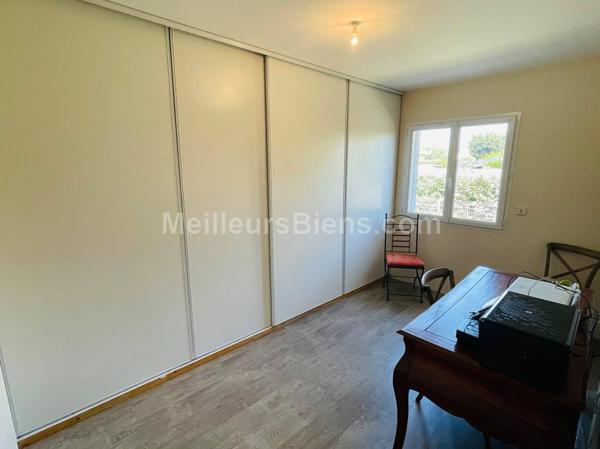 Villa T6 202m2 sur parcelle de 1082m2 à Corneilla de la Rivière