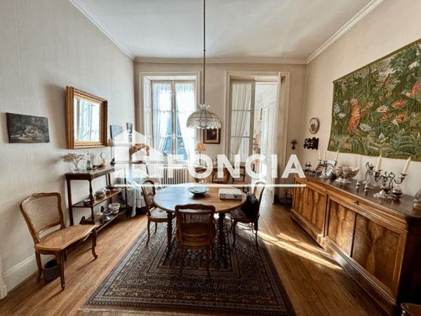 À vendre Maison 7 pièces 190.86 m² - Angers 49000