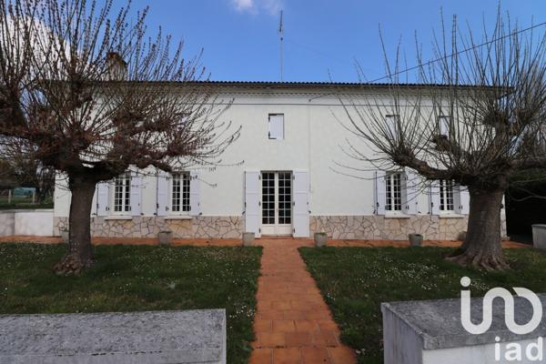 Maison 4 pièces de 151 m² à Montguyon (17270)
