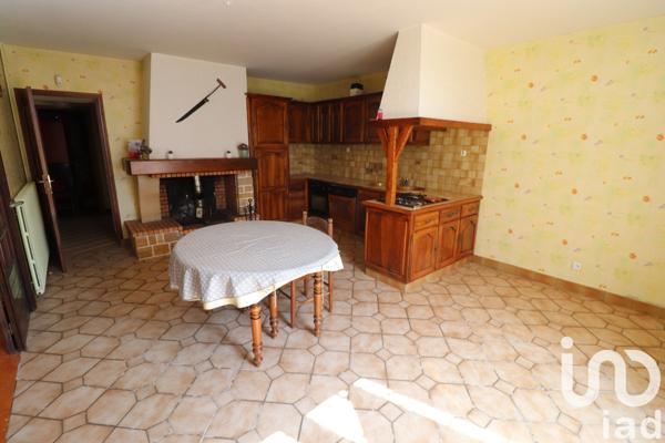 Maison 4 pièces de 151 m² à Montguyon (17270)