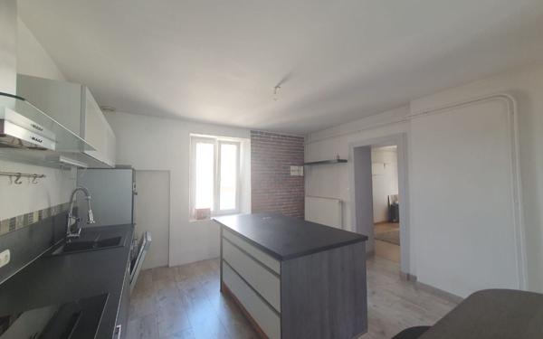 Appartement à vendre    4 pièces • 113 m2 Taintrux