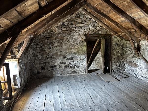 Maison 3 piéces A RENOVER CROS DE RONESQUES (15130)