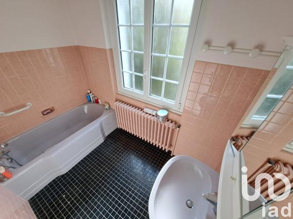 Maison à vendre 7 pièces 177 m² Écommoy