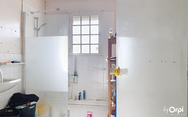 Maison à vendre    3 pièces •  Commentry