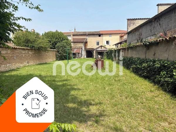 Ensemble immobilier avec jardin
