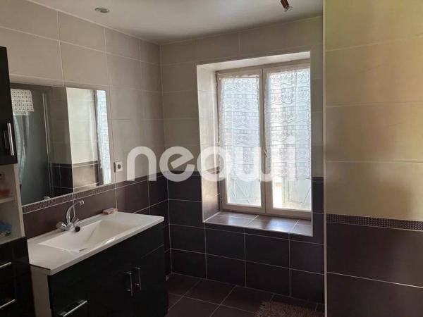 Ensemble immobilier avec jardin