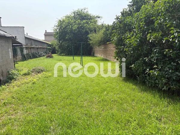 Ensemble immobilier avec jardin