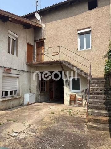 Ensemble immobilier avec jardin