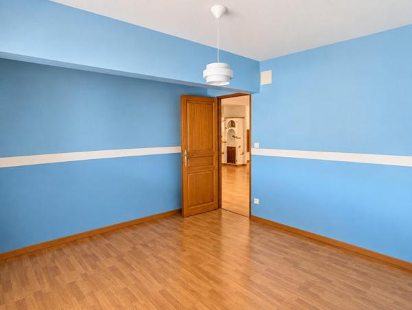 Appartement duplex 160 m² à Cazaux