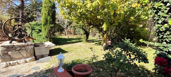 Rabastens: A 30mn de Toulouse, belle villa T5 avec beau jardin et piscine + T2  sur un terrain de 3000 m2