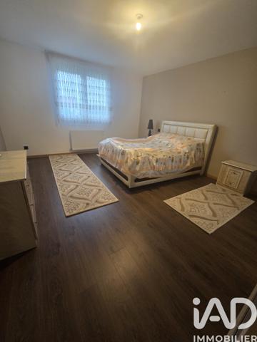 Maison à vendre 7 pièces 220 m² Épernay