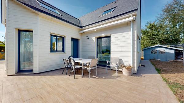 Maison
         7 pièces
        - 158 m² Bien prestige 555 000 € *