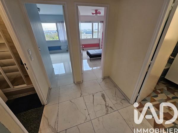 Location studio 11 m² Créteil