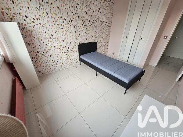 Location studio 11 m² Créteil