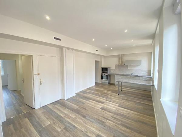 T4 Traversant Quartier Les Chalets