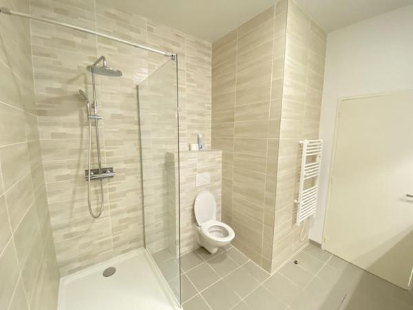 T4 Traversant Quartier Les Chalets