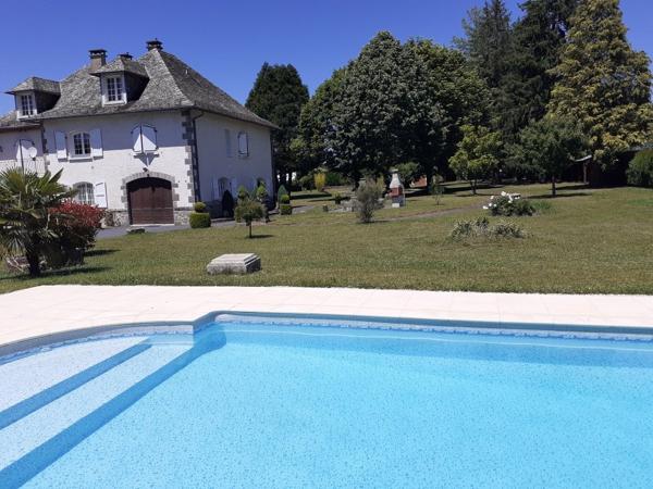 MAISON DE CARACTERE AVEC PISCINE Ytrac
