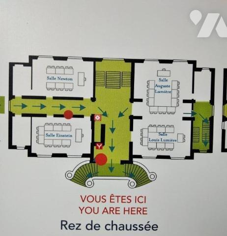 VILLA DE CARACTERE A USAGE DE BUREAUX