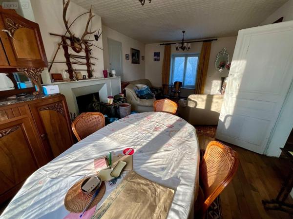 Immeuble de rapport à vendre à Saint-Priest-Taurion en Haute-Vienne (87480), ref : MGC/1151