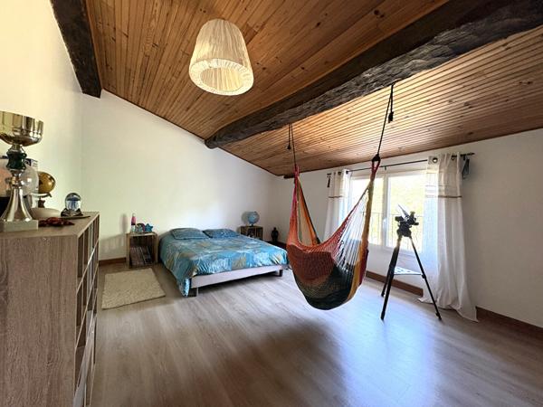 Maison 12 pièces - 5 chambres - LES VELLUIRE SUR VENDEE