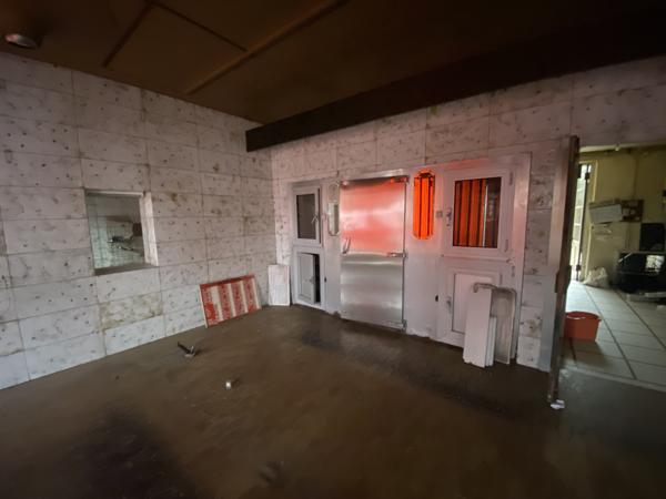 Immeuble 5 pièces - 400 m²