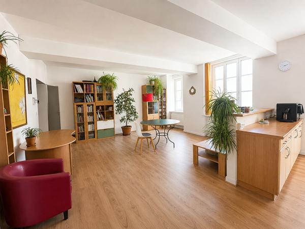 Immeuble de rapport en plein coeur de Doué-la-Fontaine - Rentabilité immédiate et fort potentiel de développement