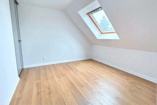Maison individuelle, 135 m² sur terrain de 438 m²