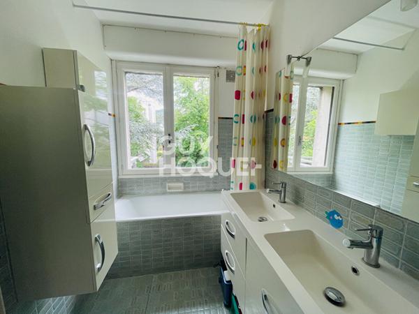 Chamalieres - Appartement type 5 125 m² , terrasse et garage