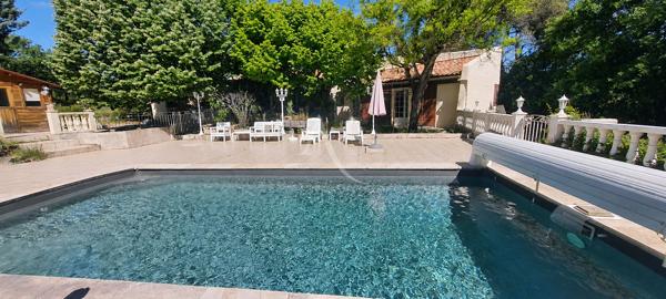 VILLA D'EXCEPTION TYPE 5 AVEC PISCINE SUR TERRAIN DE 8510m² A PIERREVERT