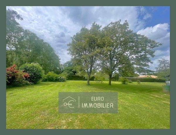 Bazas Proche piste cyclable - quartier résidentiel  -terrain constructible - GIRONDE (33) - NOUVELLE AQUITAINE