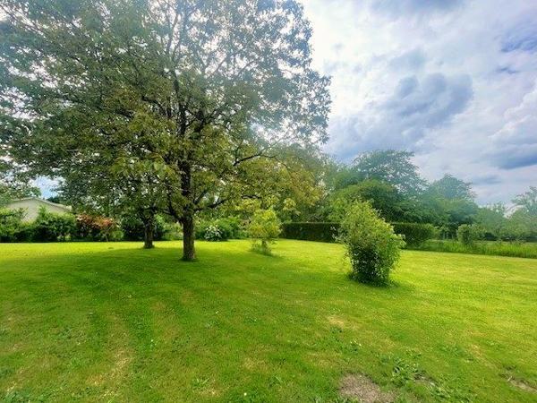 Bazas Proche piste cyclable - quartier résidentiel  -terrain constructible - GIRONDE (33) - NOUVELLE AQUITAINE