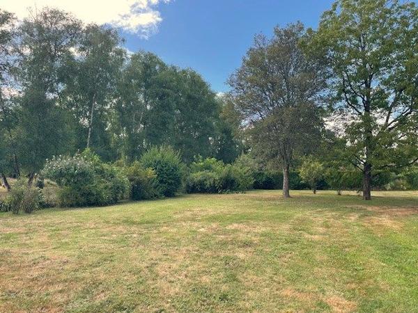 Bazas Proche piste cyclable - quartier résidentiel  -terrain constructible - GIRONDE (33) - NOUVELLE AQUITAINE