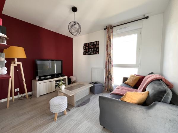 Appartement
                                                                                                                                                                                                                                                                                                                        4 pièce(s)                                                                                                                                                                                                          3 chambre(s)                                                                                                                                                                                                          75.69  m²